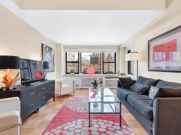 345 East 52nd Street image 1 of 14