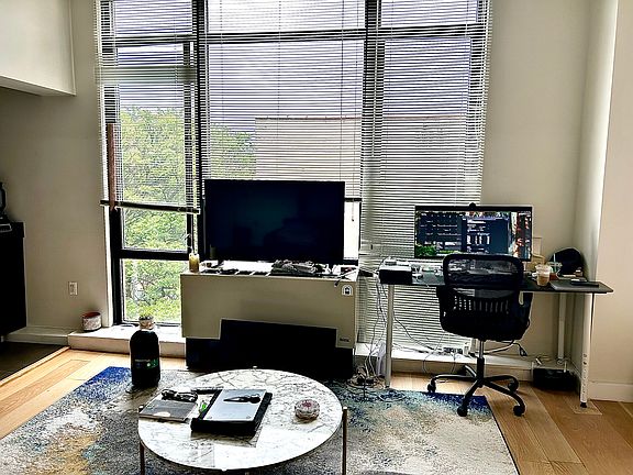 5th image of 1595 Lexington Ave APT 6A