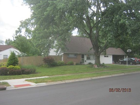 Corner Lot!