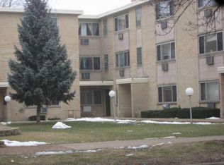 7021 N Ridge Blvd APT 1E, Chicago, IL 60645
