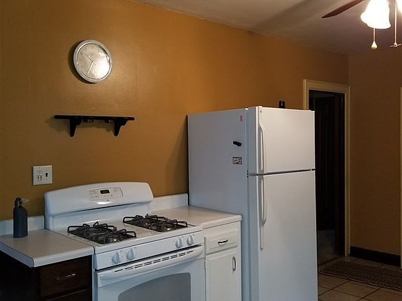 3rd image of 1511 31st St