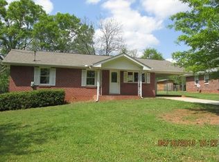 360 Walnut Dr SE, Social Circle, GA 30025
