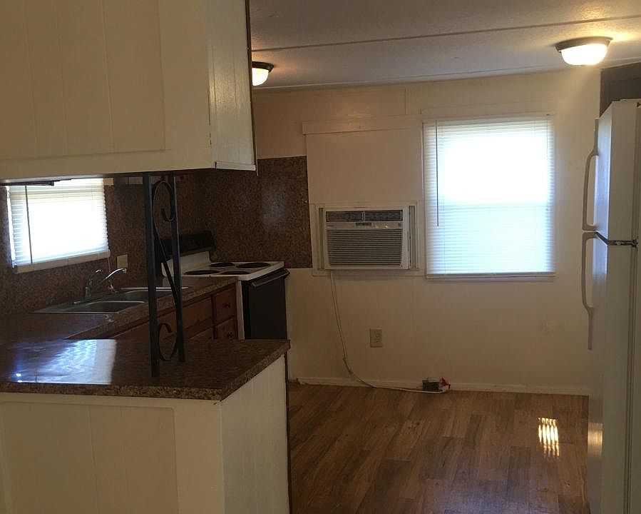1st image of 105 Pasture Dr