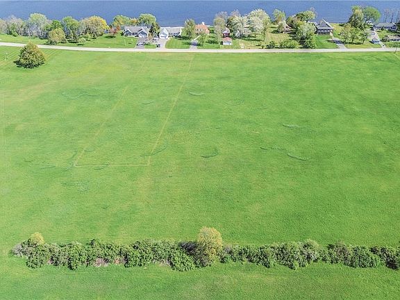 3rd image of 3 Three Mile Point Rd Lot 3