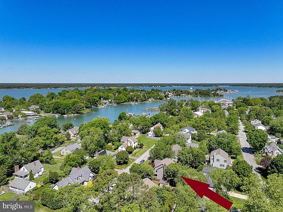 4th image of 102 Jacks Point Rd
