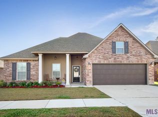 9444 Falling Oak Dr, Baton Rouge, LA 70817