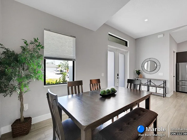 4618 Catalina Ln — Photo 28