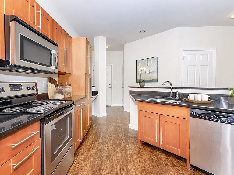 Knoll Crest Apartments — Photo 50