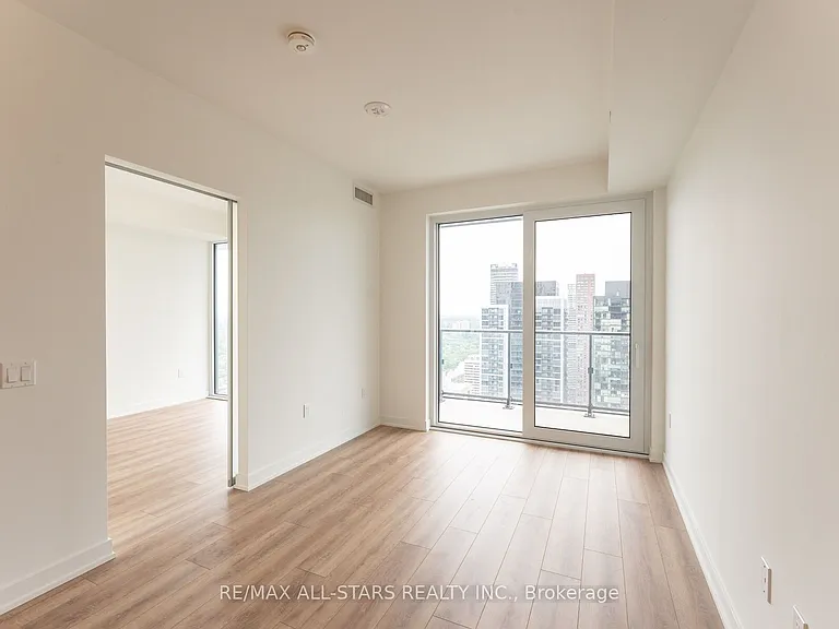 634 Church St #4006 — Photo 8