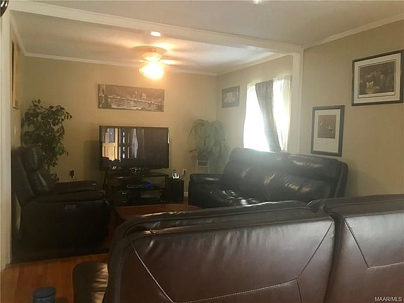 5th image of 3845 Duquesne Dr
