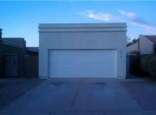 5916 E Nance St, Mesa, AZ 85215
