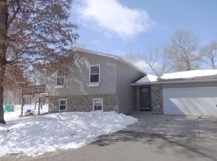 36380 Falcon Ave, North Branch, MN 55056