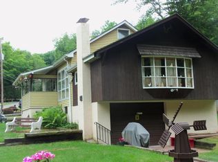 116 Tenth St, Greentown, PA 18426