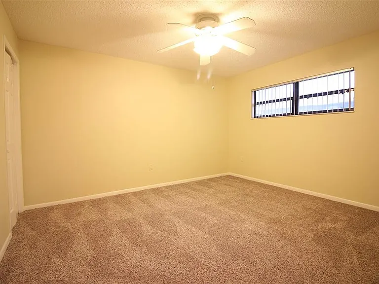 2014 Charnes Dr — Photo 14