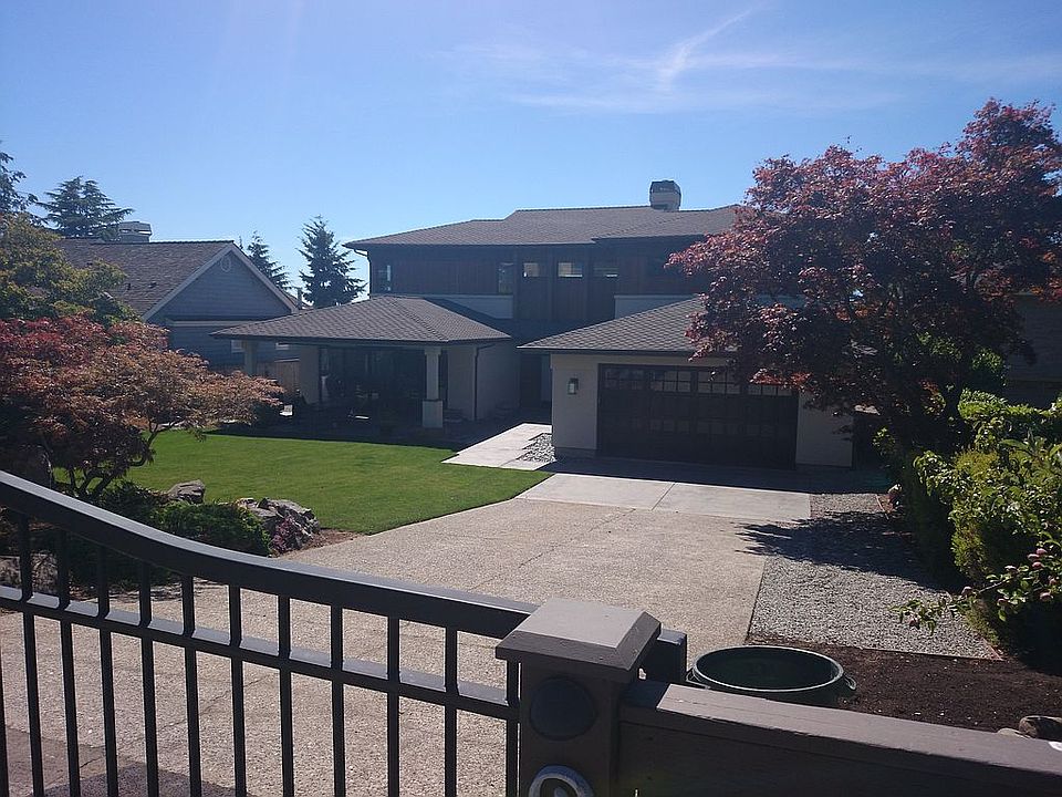 2nd image of 2820 Magnolia Blvd W