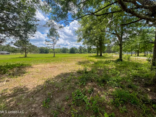 Albert Davis Rd, Lucedale, MS 39452