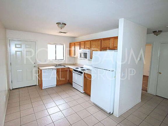 3rd image of 15588 S Yava Rd #B