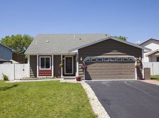 7180 17th St N, Oakdale, MN 55128