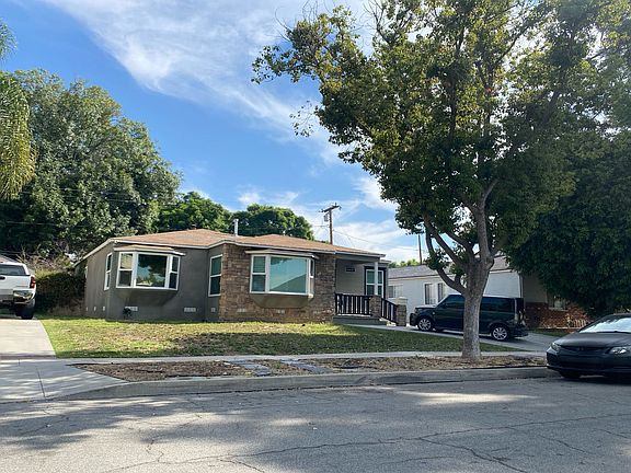 3rd image of 14437 Flomar Dr
