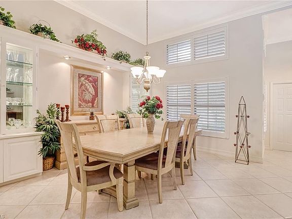 3rd image of 28440 Winthrop Cir