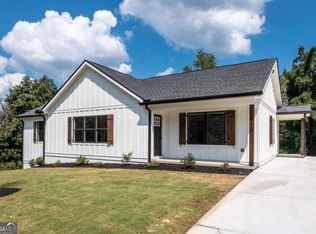 115 Cherokee Ave, Nelson, GA 30151