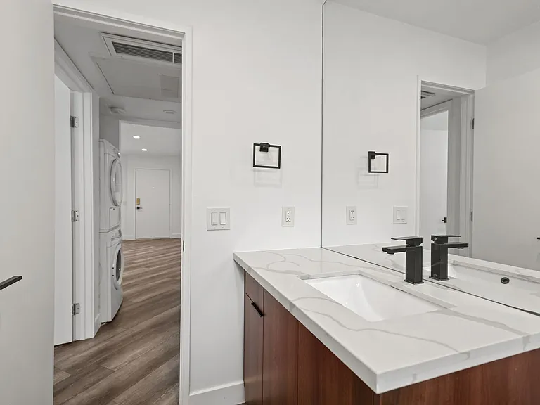 6307 Elgin Street Apartments — Photo 35