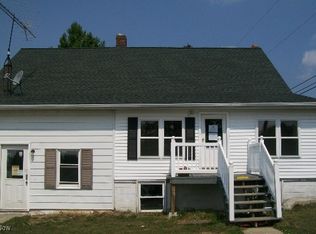 16310 Madison Rd, Middlefield, OH 44062