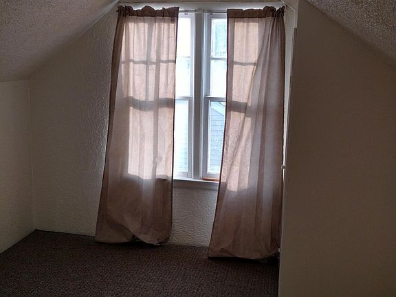5th image of 2221 W Forrest Hill Ave