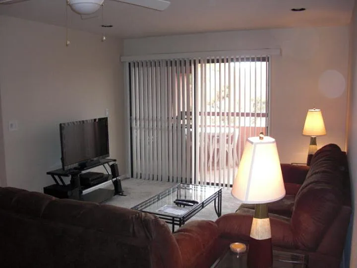 1 bed, 850 sqft, $1,500 — Photo 3