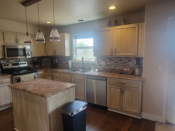 4th image of 10724 Darneal Dr