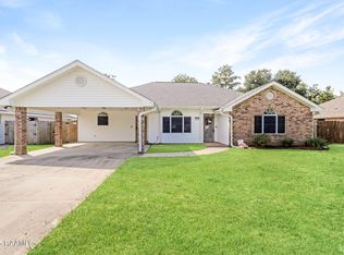 217 Longleaf Dr, Broussard, LA 70518