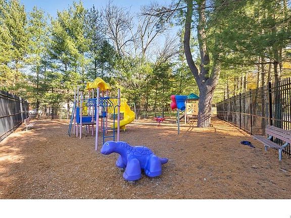 3rd image of 579 Lenape Ct