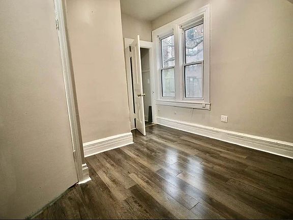 5th image of 322 Fenimore St #3