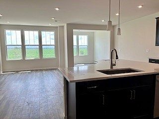 3rd image of 2319 Ryegrass Ln #65006