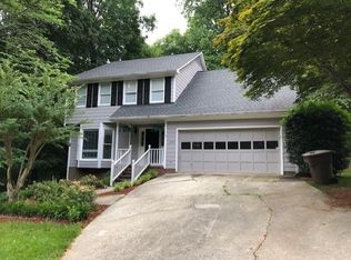 5202 Candlewick Rd, Greensboro, NC 27455