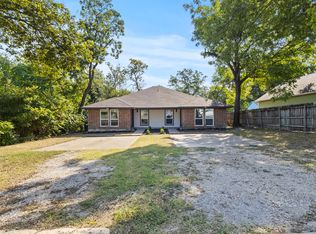 414 N 5th St, Midlothian, TX 76065