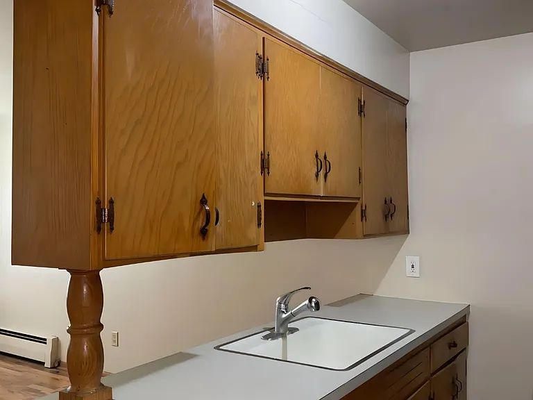 Trailway Apartments — Photo 27