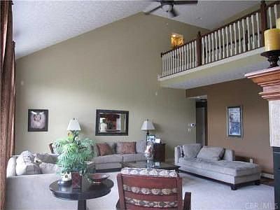 3rd image of 301 Pecan Ct