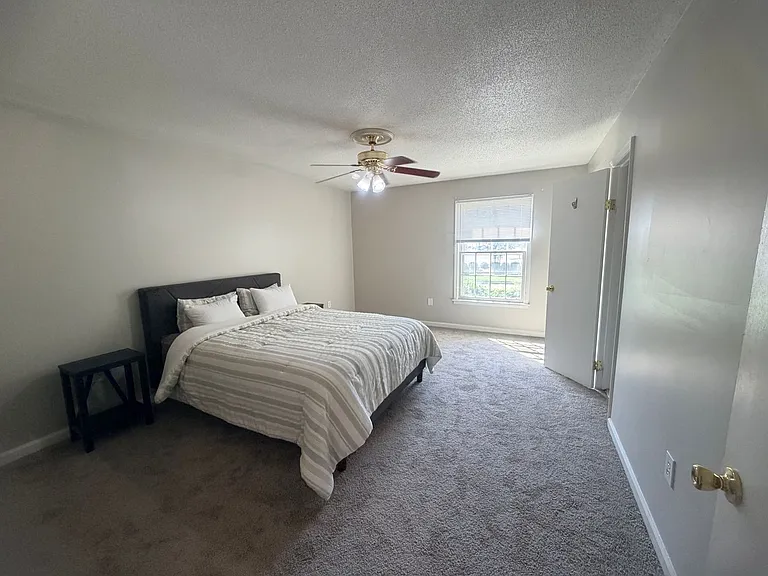 5516 Lakeshore Dr #504 — Photo 21