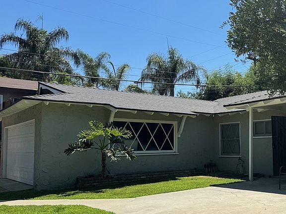 Exterior Front Garage