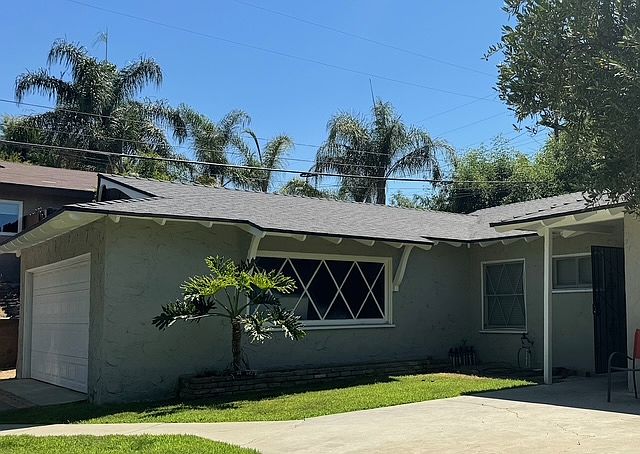 Exterior Front Garage