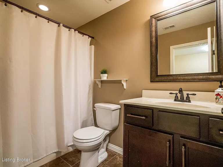 4007 Emerald Spring Pl — Photo 17