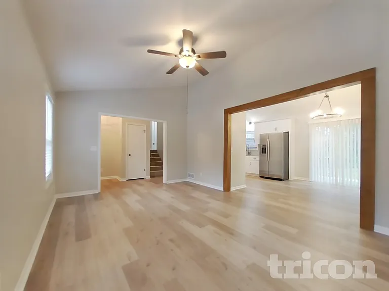 278 Shalloway Dr NE — Photo 3