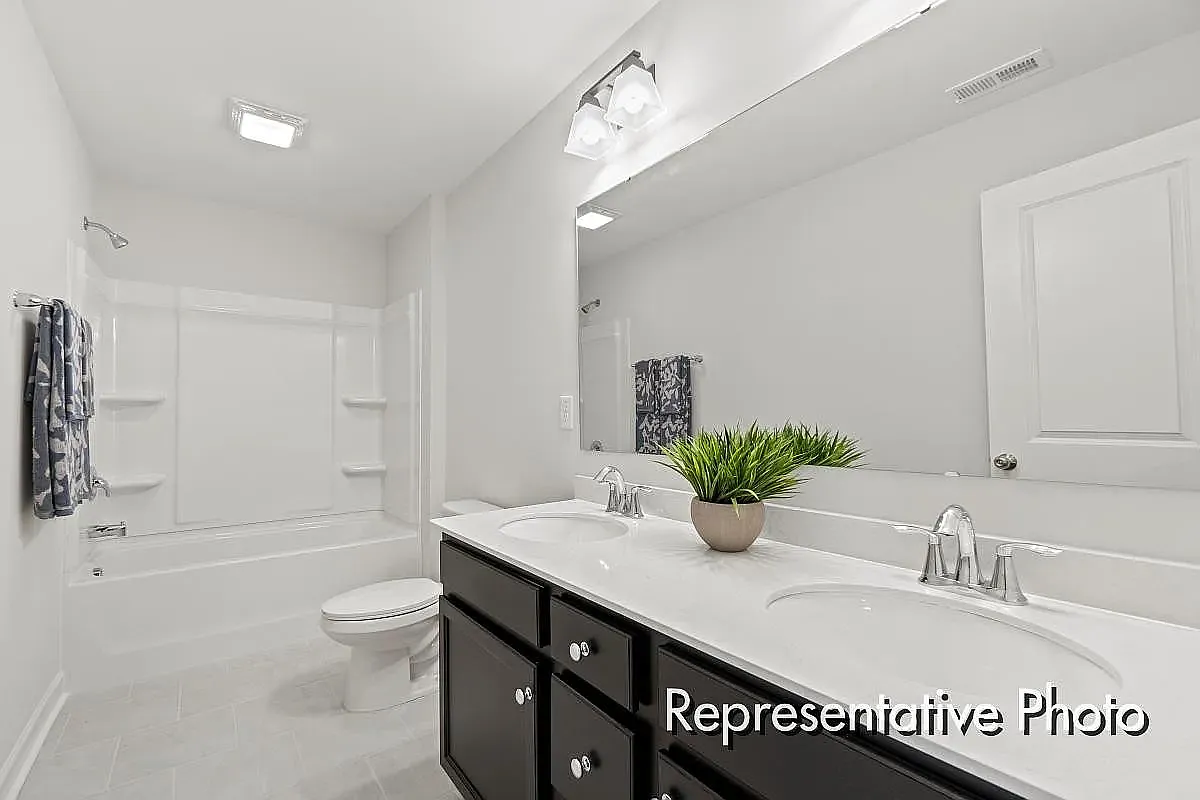 1303 Arena Ln — Photo 3