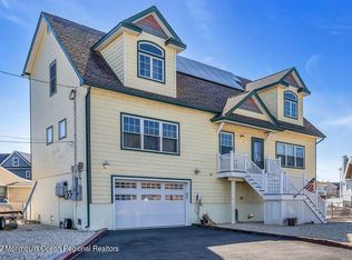 2 Kingfisher Ln, Toms River, NJ 08753