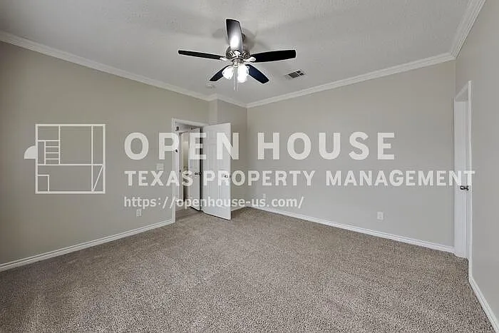 8101 Pacific St — Photo 8