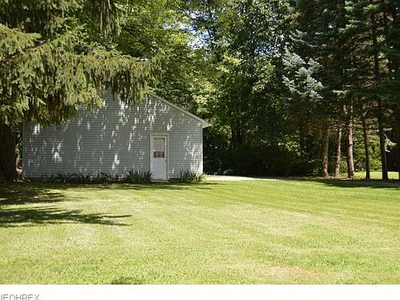 5th image of 157 Schneiderman Dr