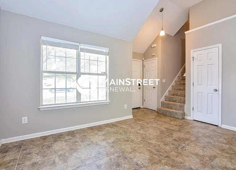 4048 Waldrop Hills Dr — Photo 4