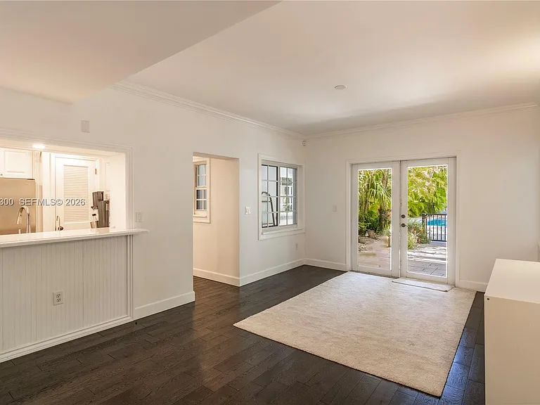 709 Aledo Ave — Photo 17