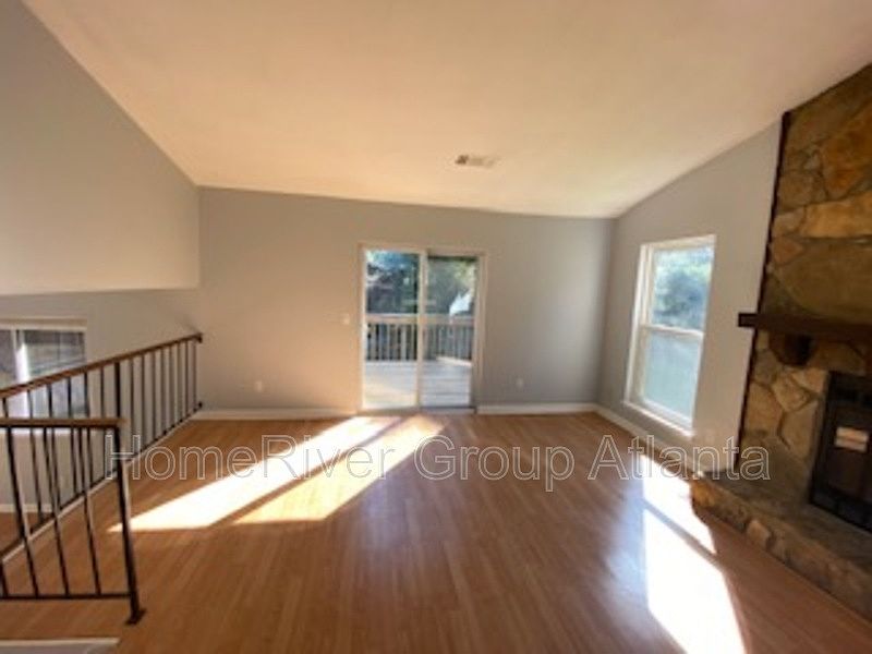 2nd image of 917 Shiloh Ridge Run NW